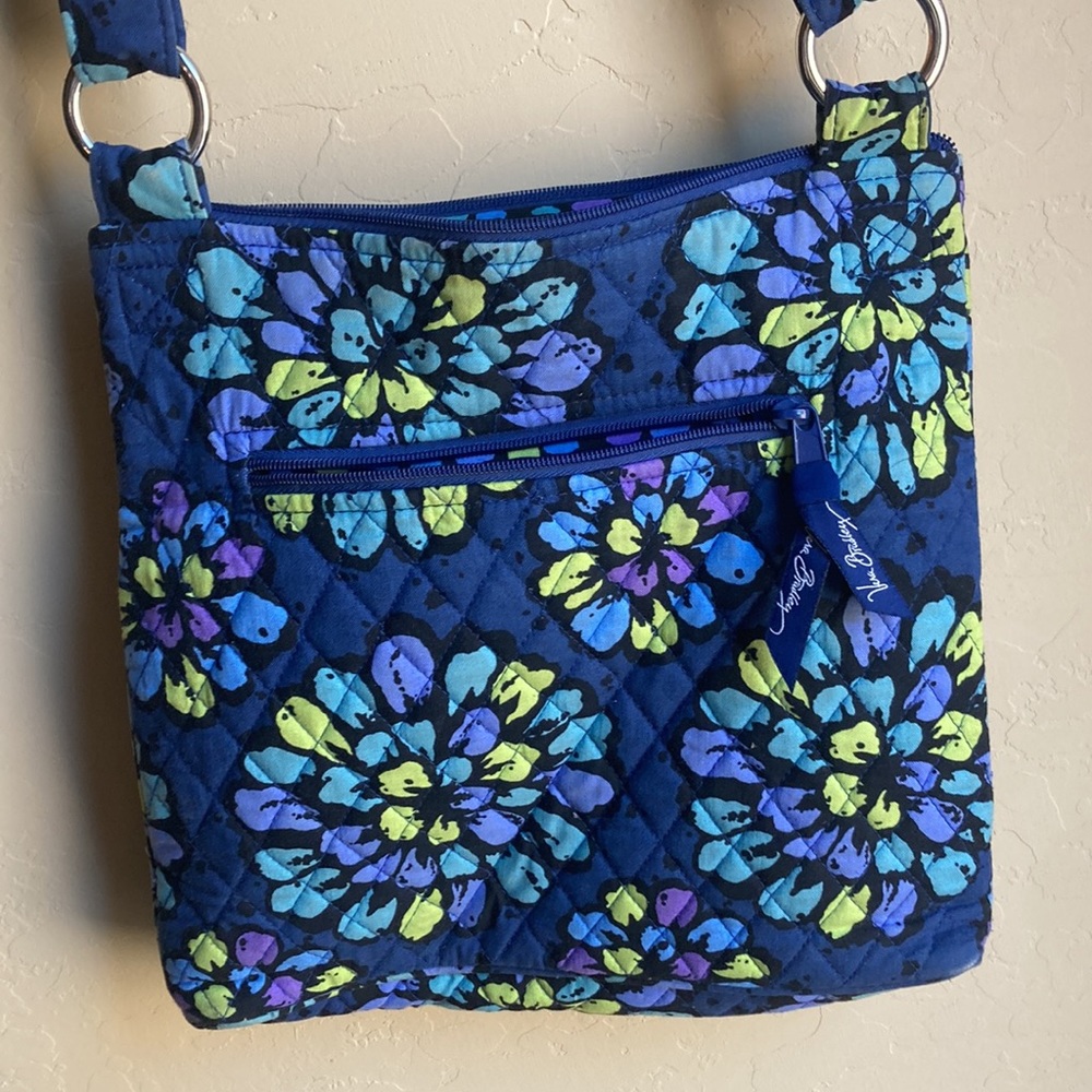 Vera Bradley blue  floral handbag purse - Picture 8 of 9